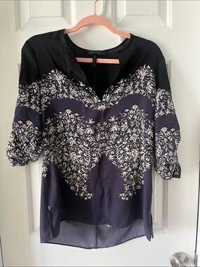 BCBG Max Azria Navy and Black Floral-Patterned Blouse